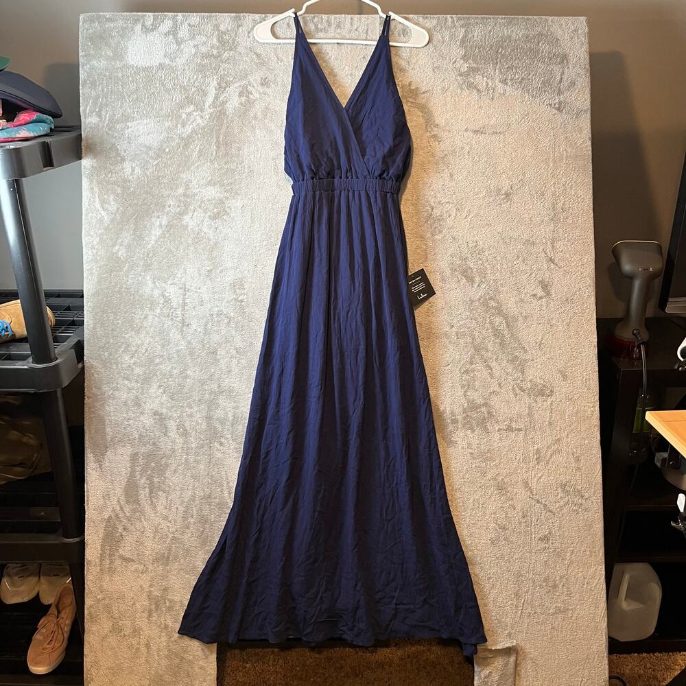 Elegant Navy Blue Halter Maxi Dress